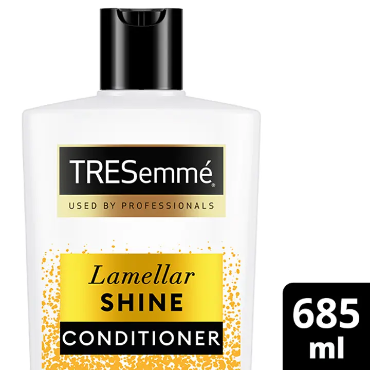 TRESemmé Lamellar Shine Hoitoaine patentoidulla lamelliteknologialla 685 ML
