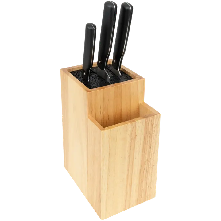 House veitsitukki ja kolme veistä