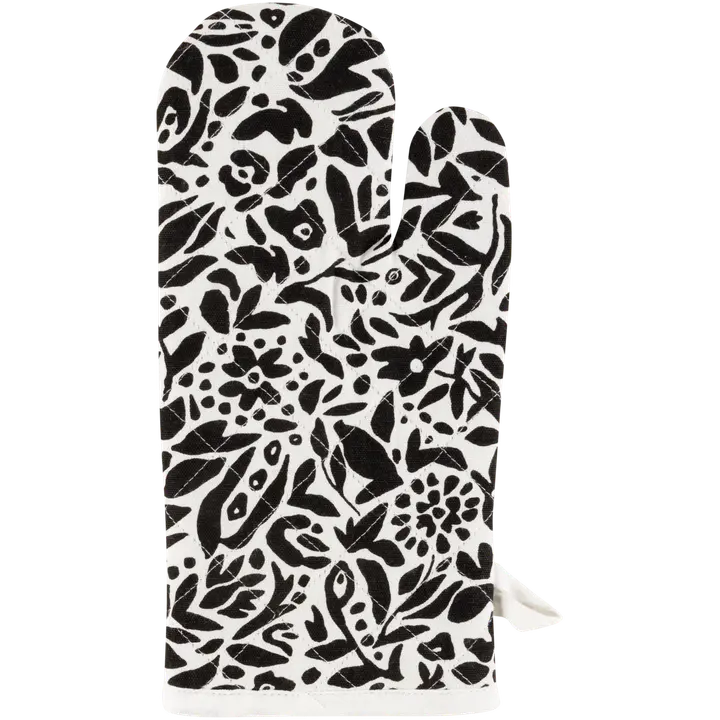 Pajakinnas Tagahoovis 15x32 House must/valge