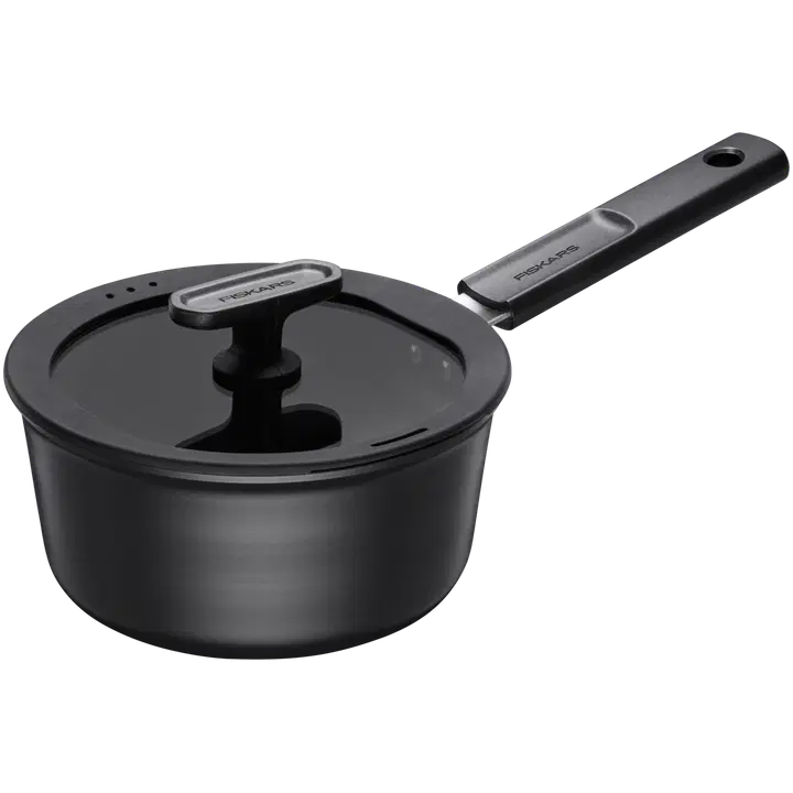 Fiskars Hard Face kasari 1,8 L kannella