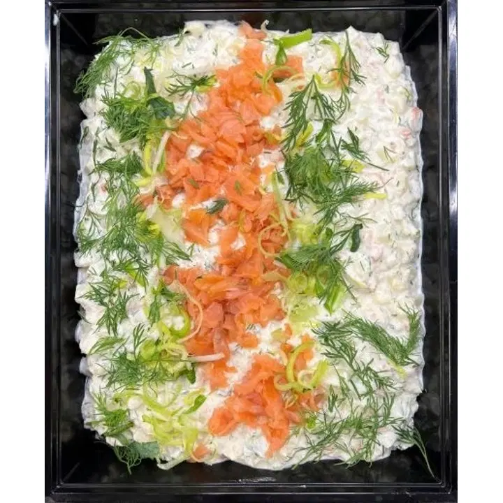 Ruokatori piparjuuri-lohisalaatti