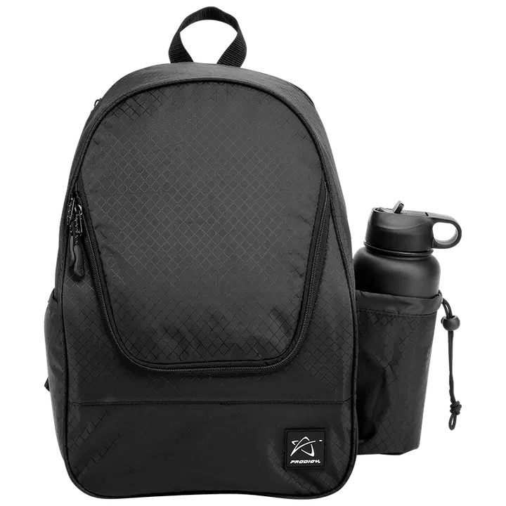 Discgolfi seljakott Prodigy BP-4 must