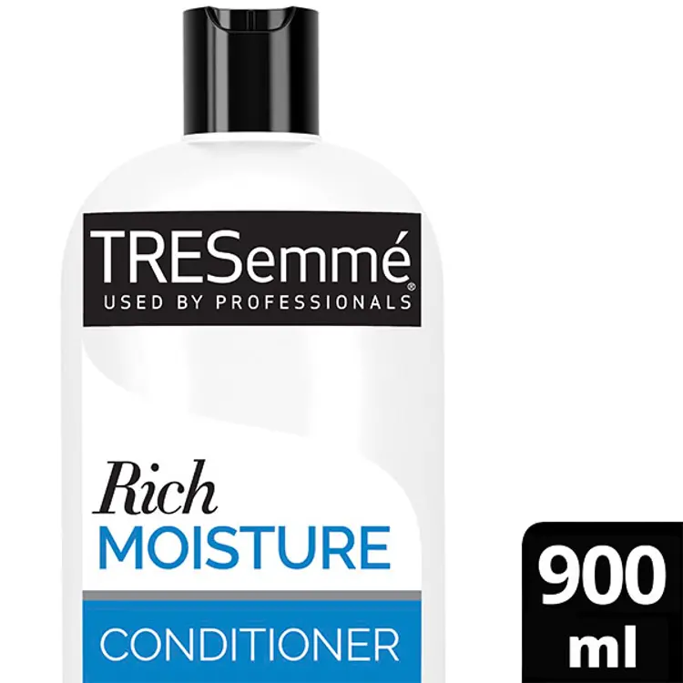 TRESemmé Rich Moisture Hoitoaine Ammattimaista laatua 900 ml