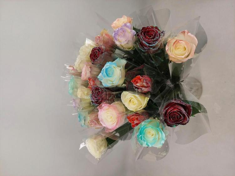 Ruusu 70cm, yksittäin pakattu, satin/glitter mix, sis. vesisuppilo, värilajitelma
