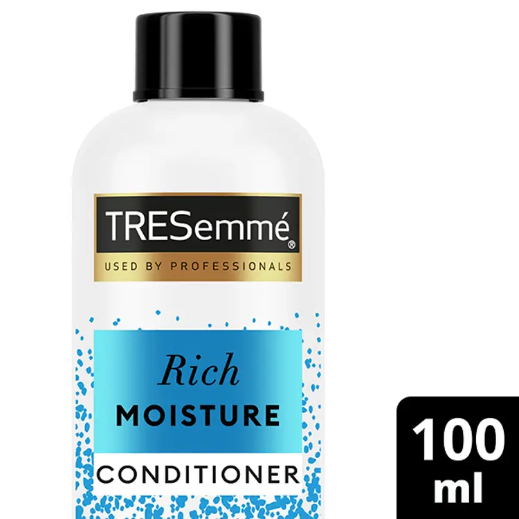 TRESemmé Rich Moisture Hoitoaine Ammattimaista laatua 100 ML