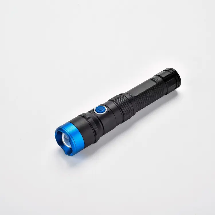 Airam MAX 800 TASKULAMPPU USB-LADATTAVA