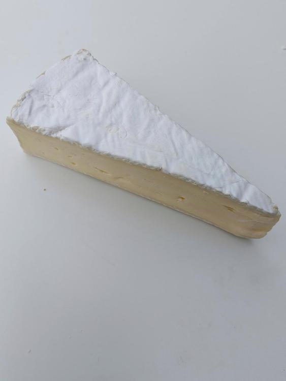 ÅMF Brie ma cremiere tuorepakattu