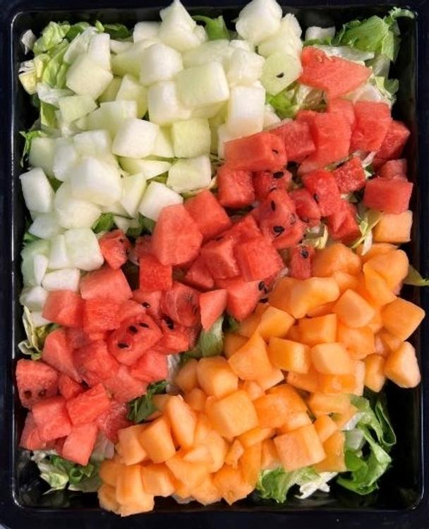 Kolmen melonin salaatti