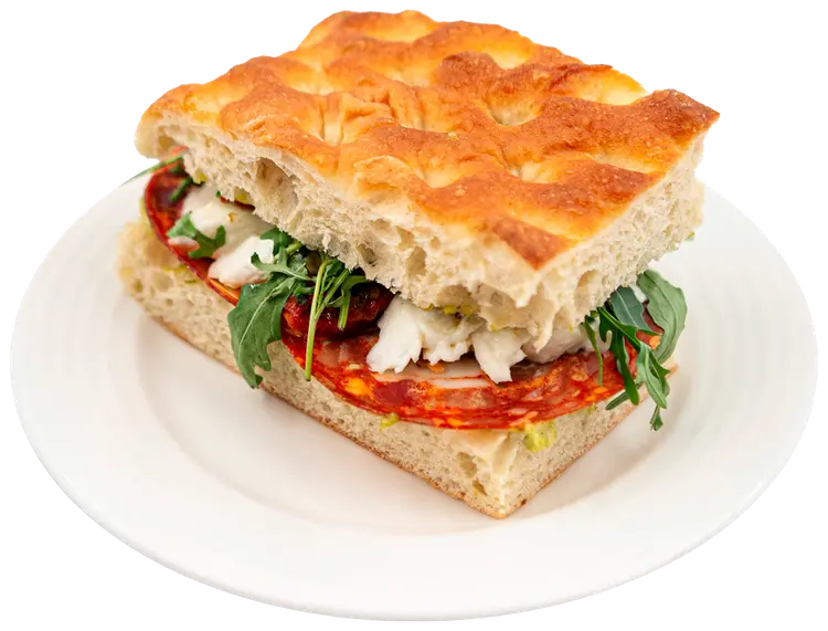 Salami-mozzarella focaccia