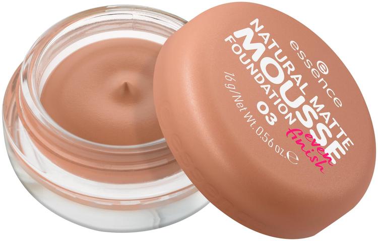 Essence natural matte mousse jumestuskreem 03