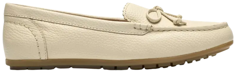 Женские мокасины Clarks Elliott Sail (размер 4, цвет Кремовая кожа)